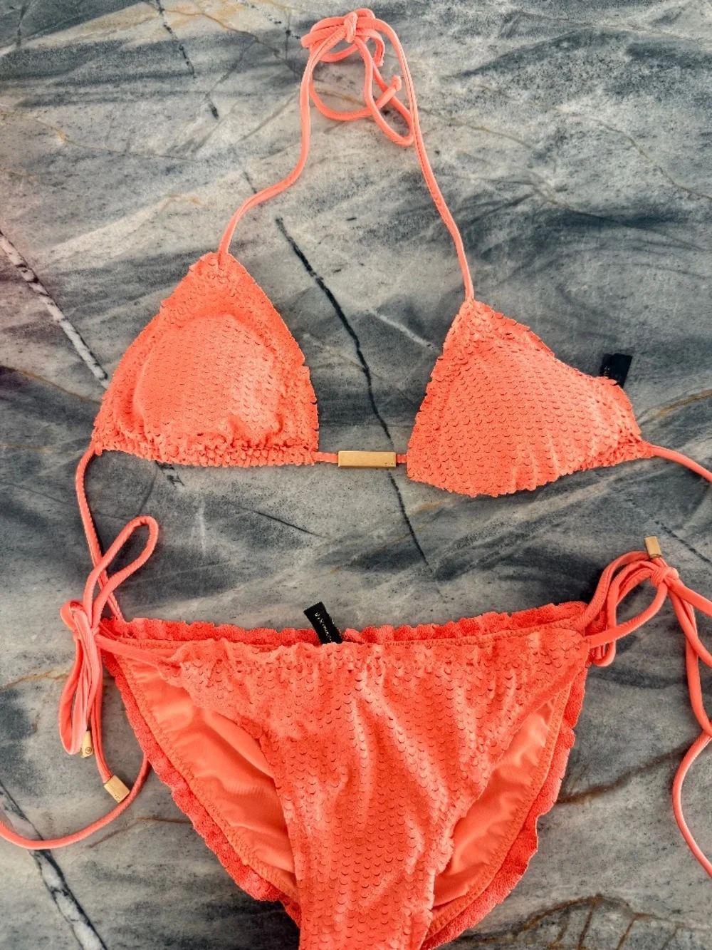 Bathing suit - Picture 1 of 3
